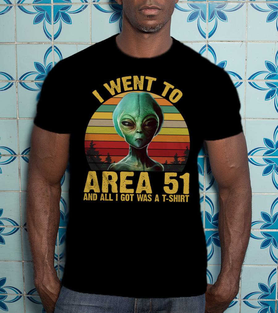 I Went To Area 51 And All I Got Was A T-Shirt With Funny Alien Retro Sunset T-Shirt