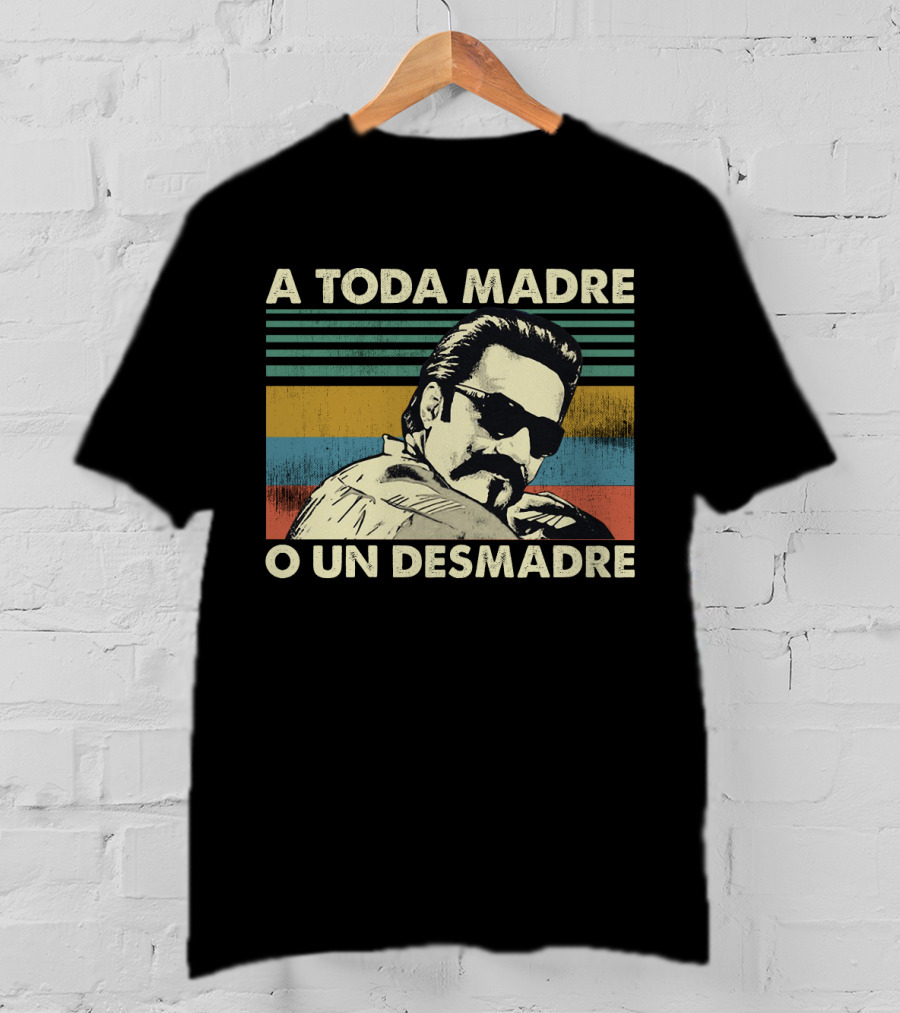 A Toda Madre O Un Desmadre Vintage Retro Stripes Cool Sunglasses T-Shirt