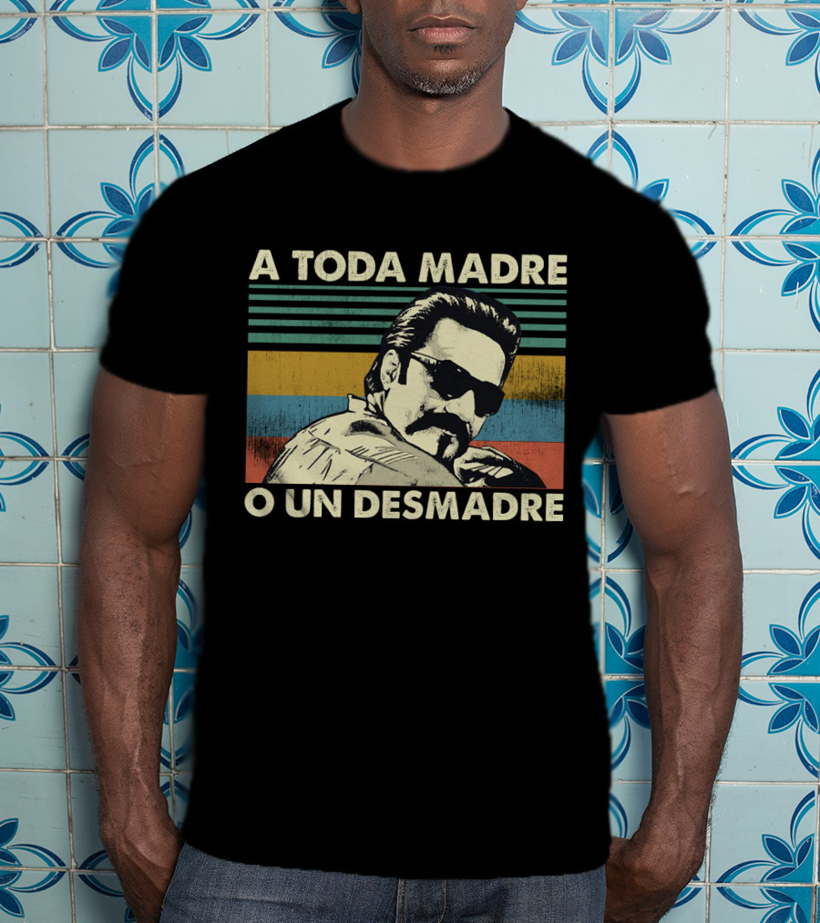 A Toda Madre O Un Desmadre Vintage Retro Stripes Cool Sunglasses T-Shirt