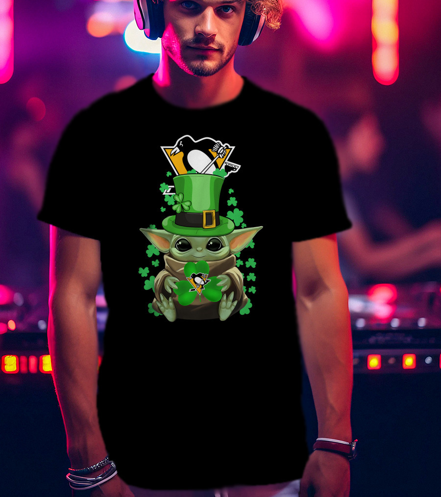 Baby Yoda Penguins St. Patrick's Day Shamrock T-Shirt