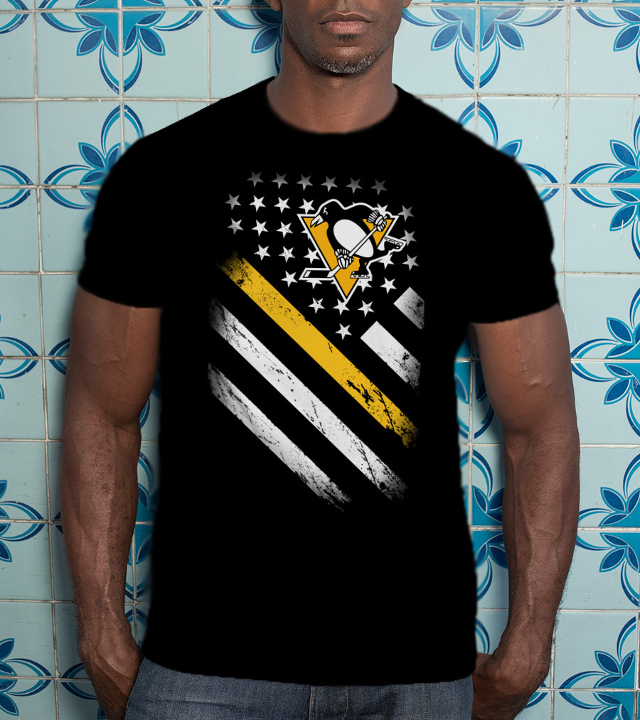 Pittsburgh Penguins American Flag Fan T-Shirt