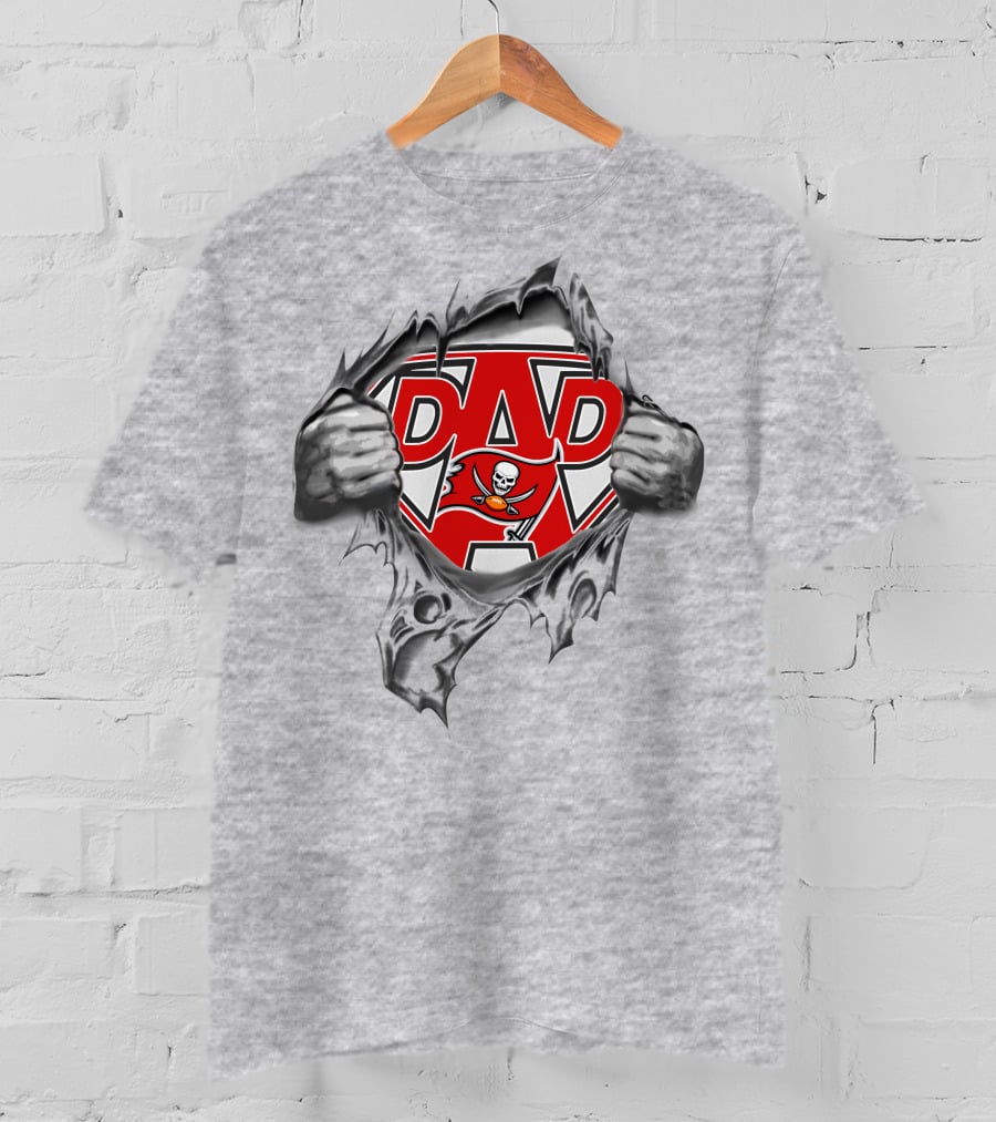 Super Dad Superhero Tampa Bay Buccaneers Logo Rip T-Shirt
