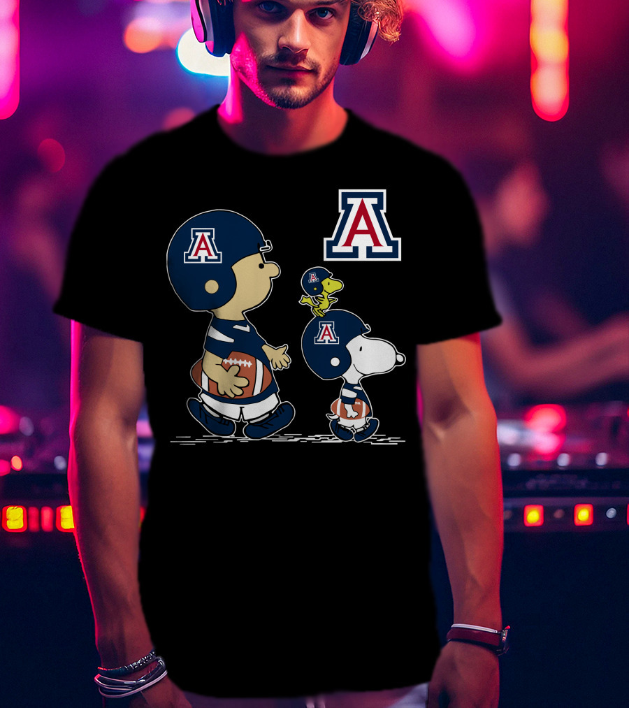 Arizona Wildcats Peanuts Snoopy Charlie Brown Woodstock Football Helmet T-Shirt