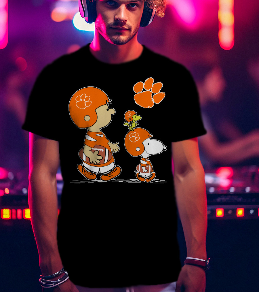 Clemson Tigers Mascot Helmet Football T-Shirt