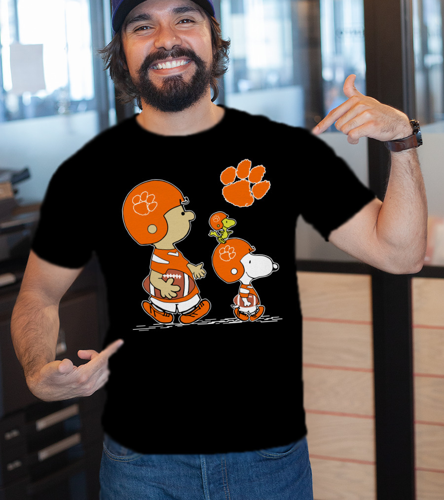 Clemson Tigers Mascot Helmet Football T-Shirt