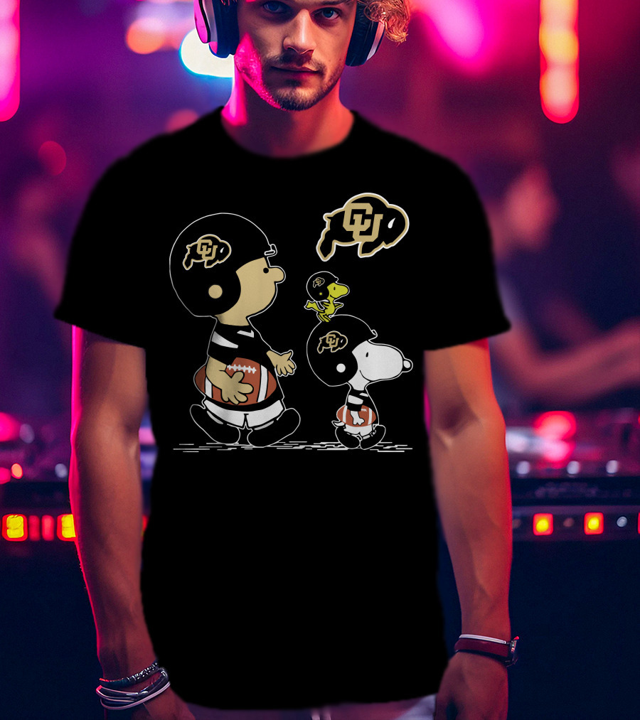Colorado Buffaloes Snoopy And Woodstock Football Charlie Brown T-Shirt