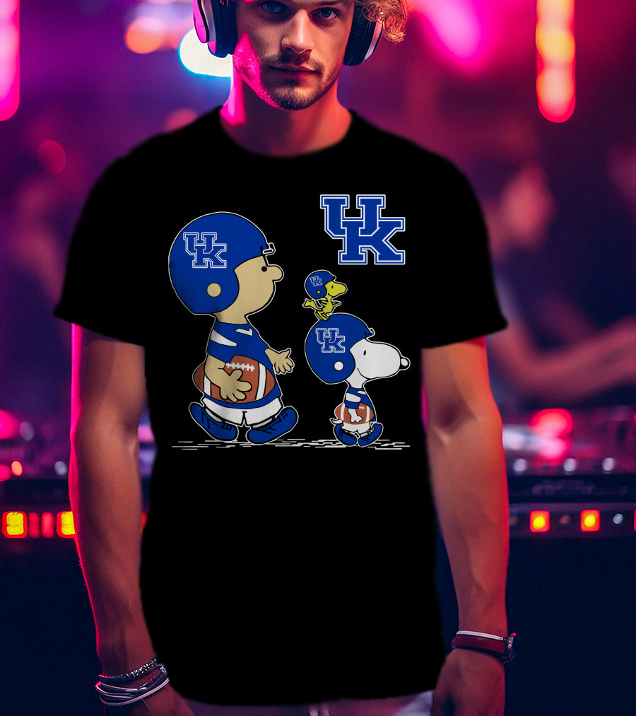 Uk Wildcats Football Peanuts Characters T-Shirt