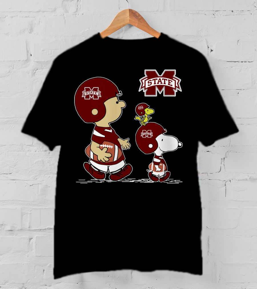 Mississippi State Bulldogs Football Team Characters With Helmets And Footballs T-Shirt