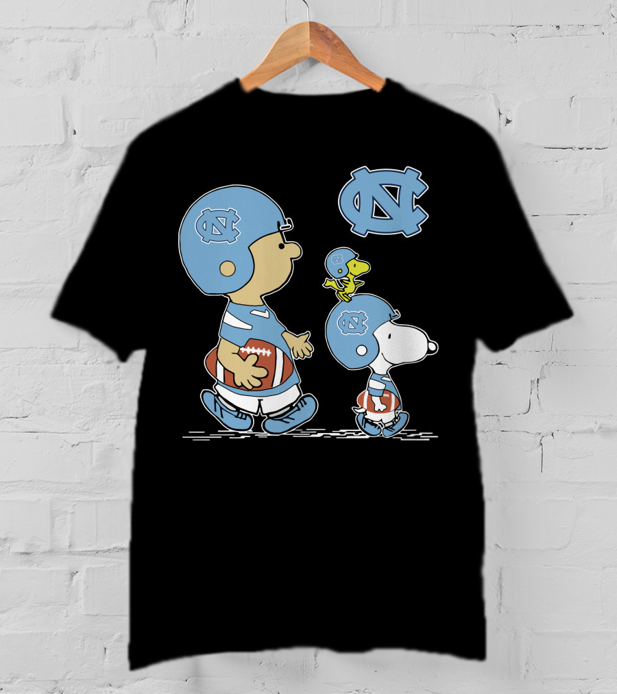 North Carolina Tar Heels Peanuts Characters Charlie Brown Snoopy Football Helmets T-Shirt