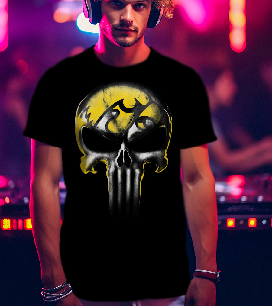 Punisher Skull Iowa Hawkeyes T-Shirt
