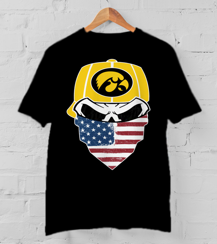 Hawkeyes Skull American Flag Bandana T-Shirt