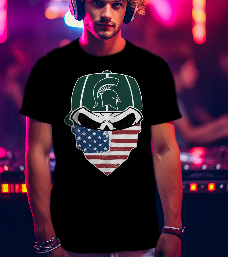 Michigan State Spartans Skulls Helmet With American Flag Bandana T-Shirt