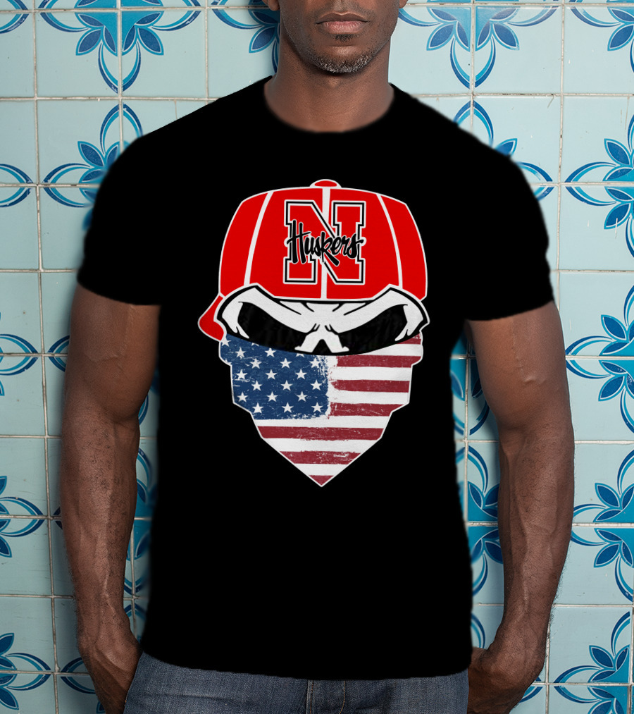 Nebraska Cornhuskers Skuls American Flag Mask N Logo Huskers Hat T-Shirt