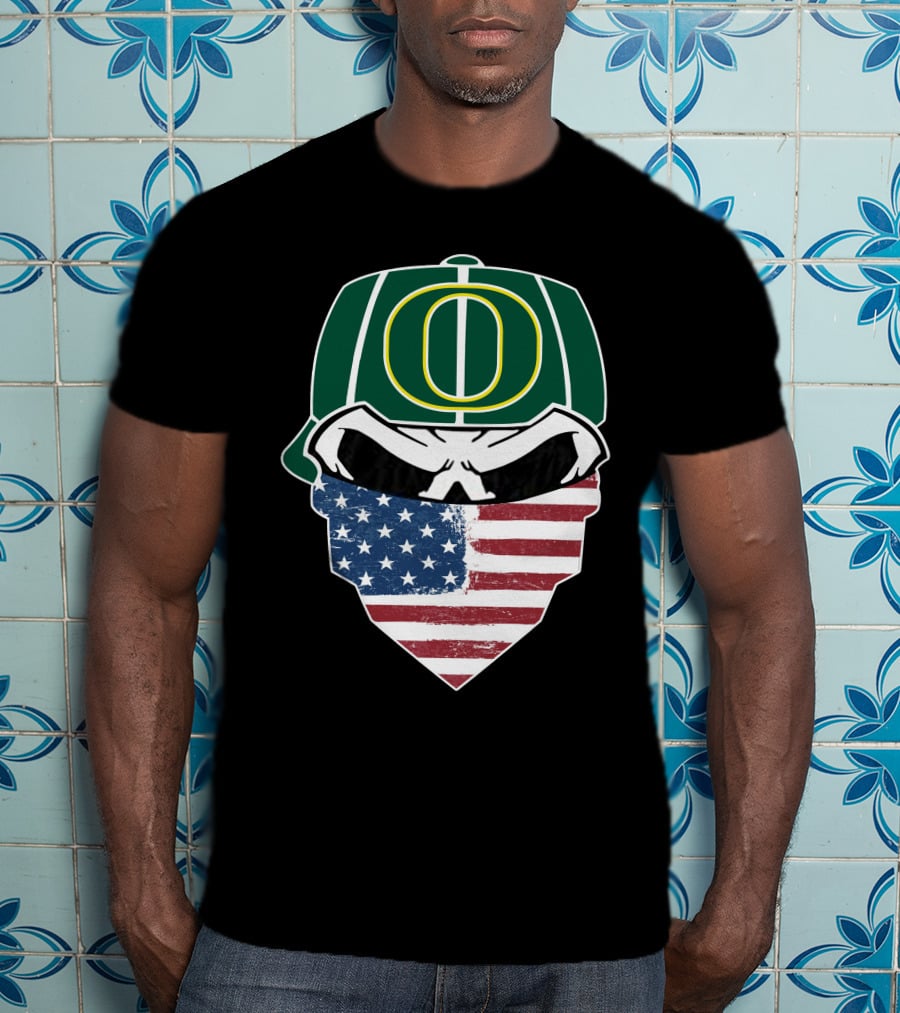 Oregon Ducks Skulls American Flag Mask T-Shirt