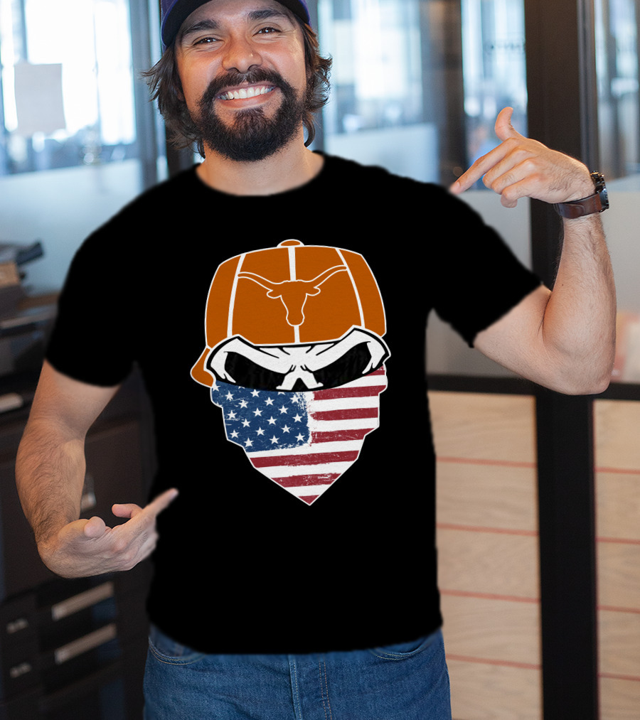 Texas Longhorns Skuls American Flag Bandana T-Shirt