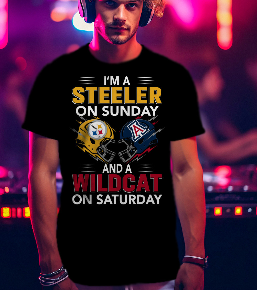 I'm A Steeler On Sunday And A Wildcat On Saturday Helmet Clash T-Shirt