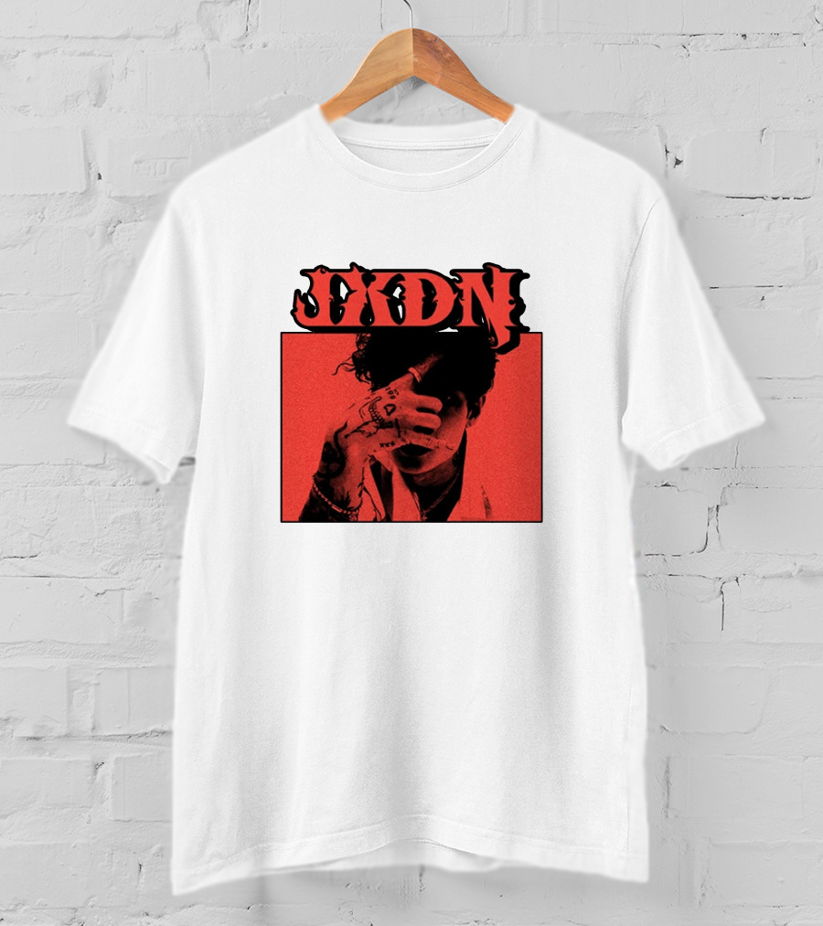 JXDN Photo Red Image With Hand Gesture T-Shirt