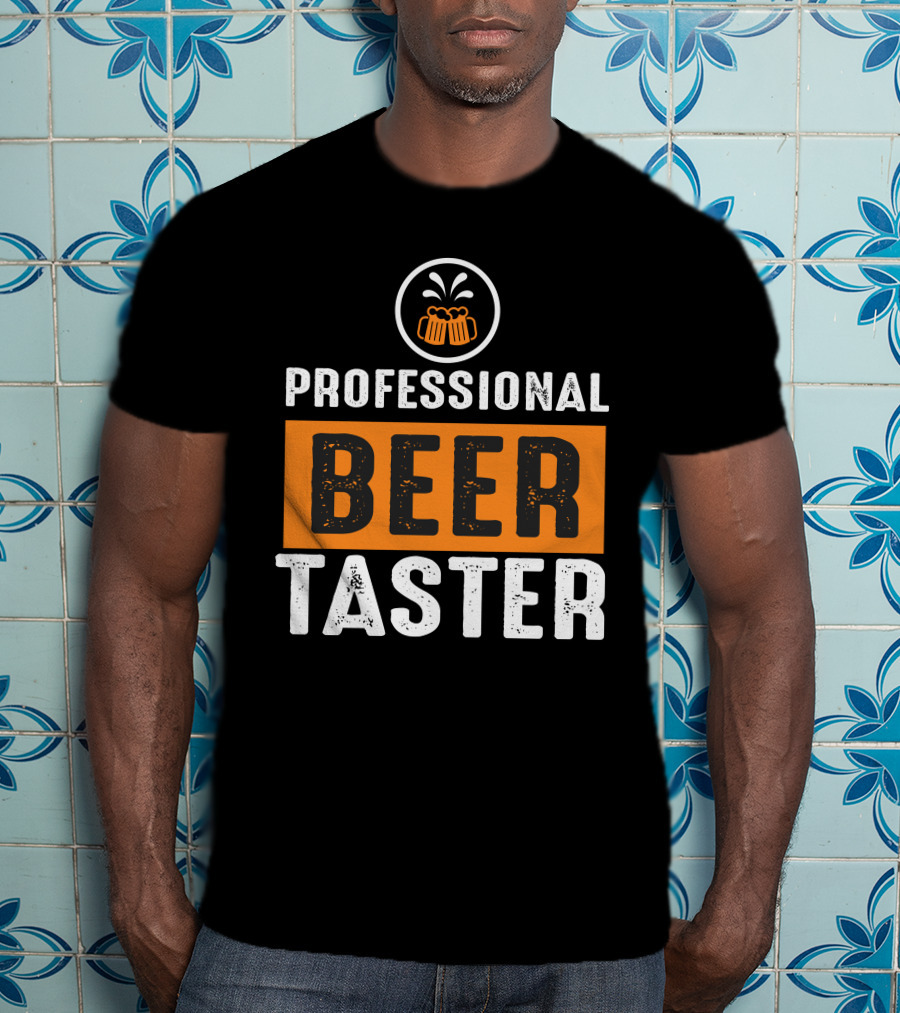PROFESSIONAL BEER TASTER Two Frothy Mugs T-Shirt