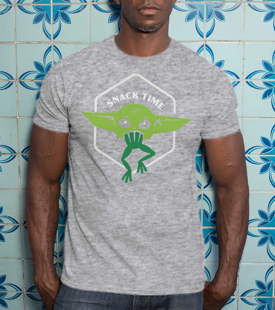 Snack Time The Mandalorian Baby Yoda Eating Frog T-Shirt
