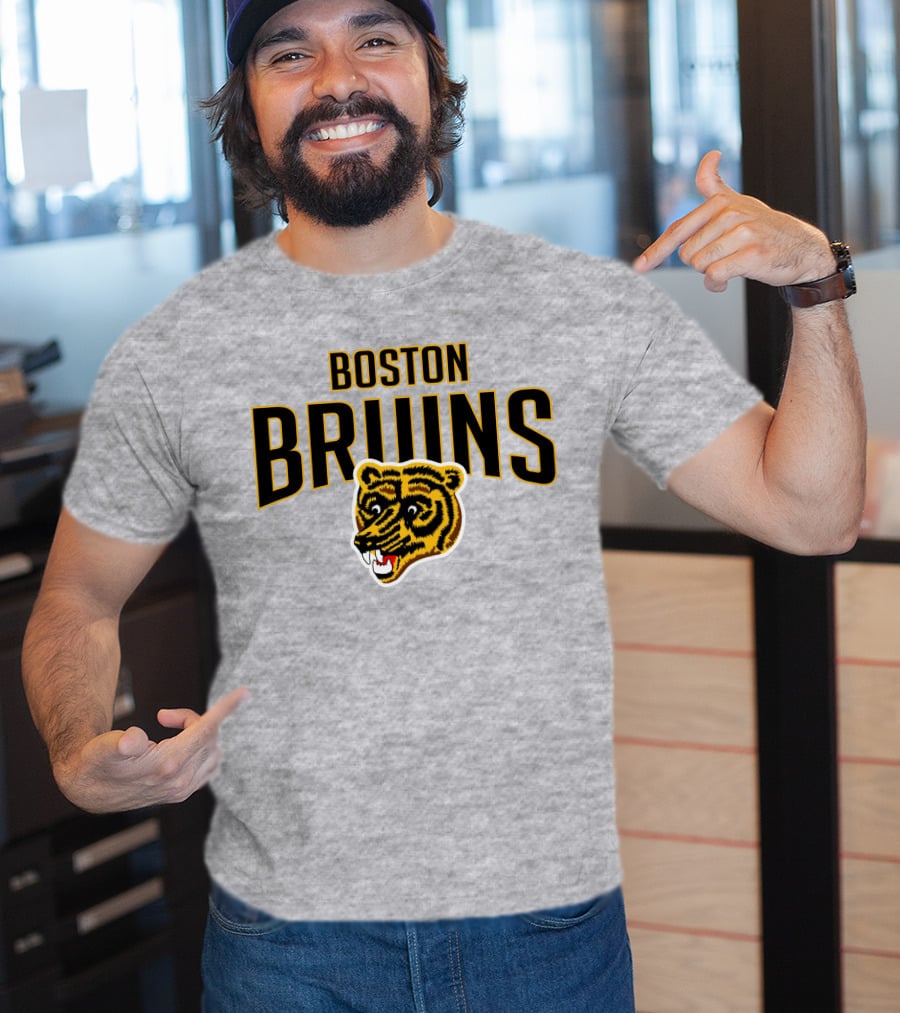 Boston Bruins Classic Vintage Logo Longsleeve T-Shirt