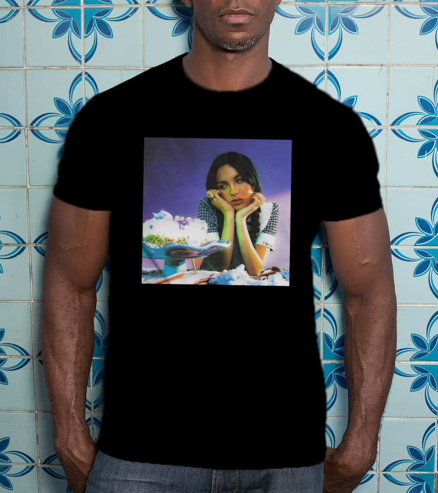 Olivia Rodrigo Sour Cake Photo Iconic Album Cover T-Shirt