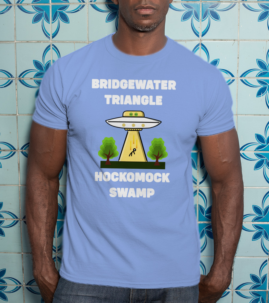 Bridgewater Triangle Hockomock Swamp UFO Alien Abduction Scene T-Shirt