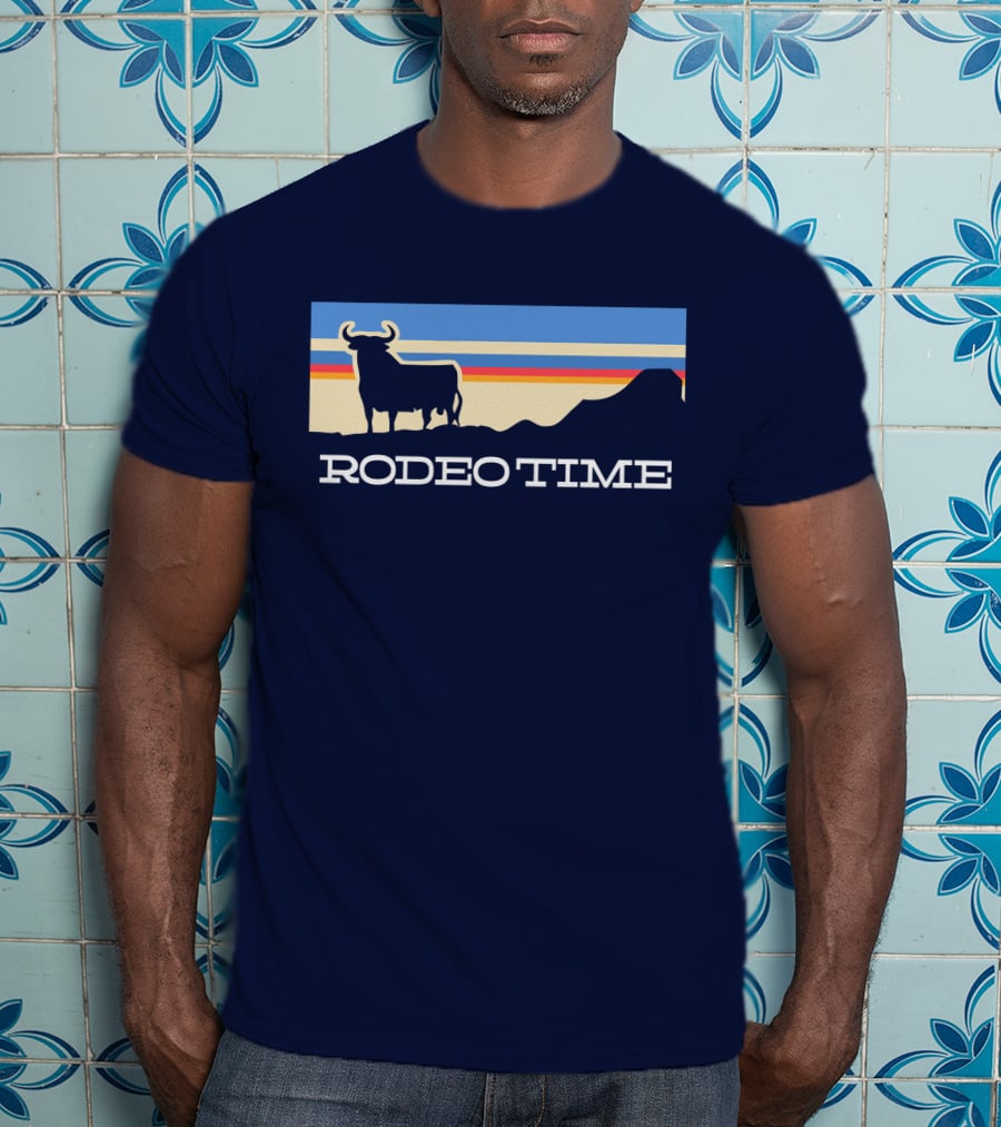 Rodeo Time Sunset Bull Silhouette By Dale Brisby T-Shirt