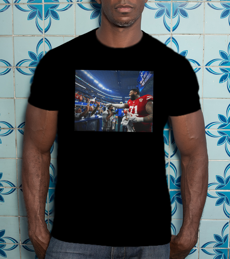 Cowboys Fans Interacting With Trent Williams At Stadium Event T-Shirt