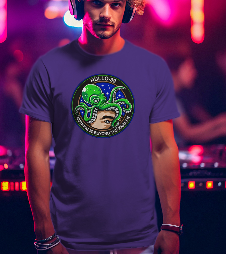 Hullo-39 Nothing Is Beyond The Kraken Green Octopus Starry Sky Badge T-Shirt