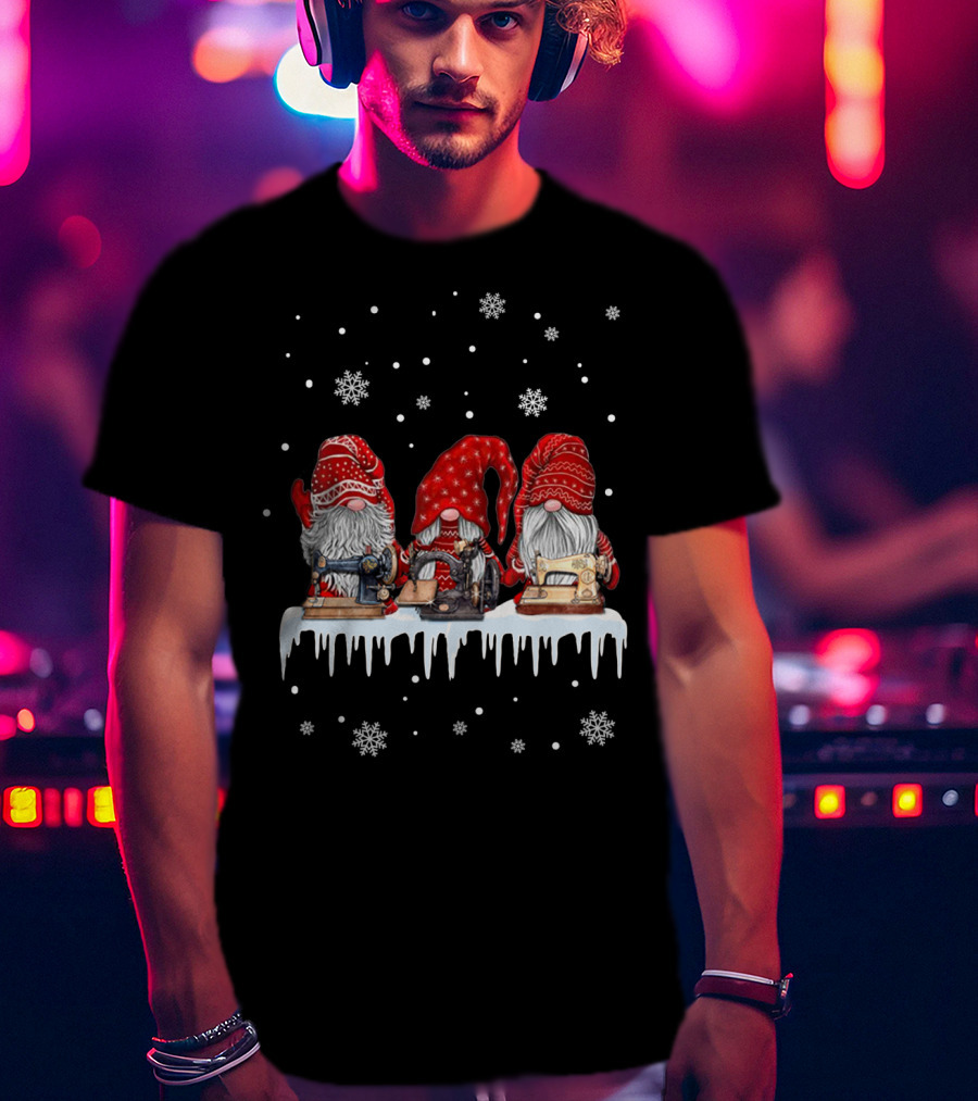 Christmas Gnome Red Sewing Machine Snowflakes T-Shirt