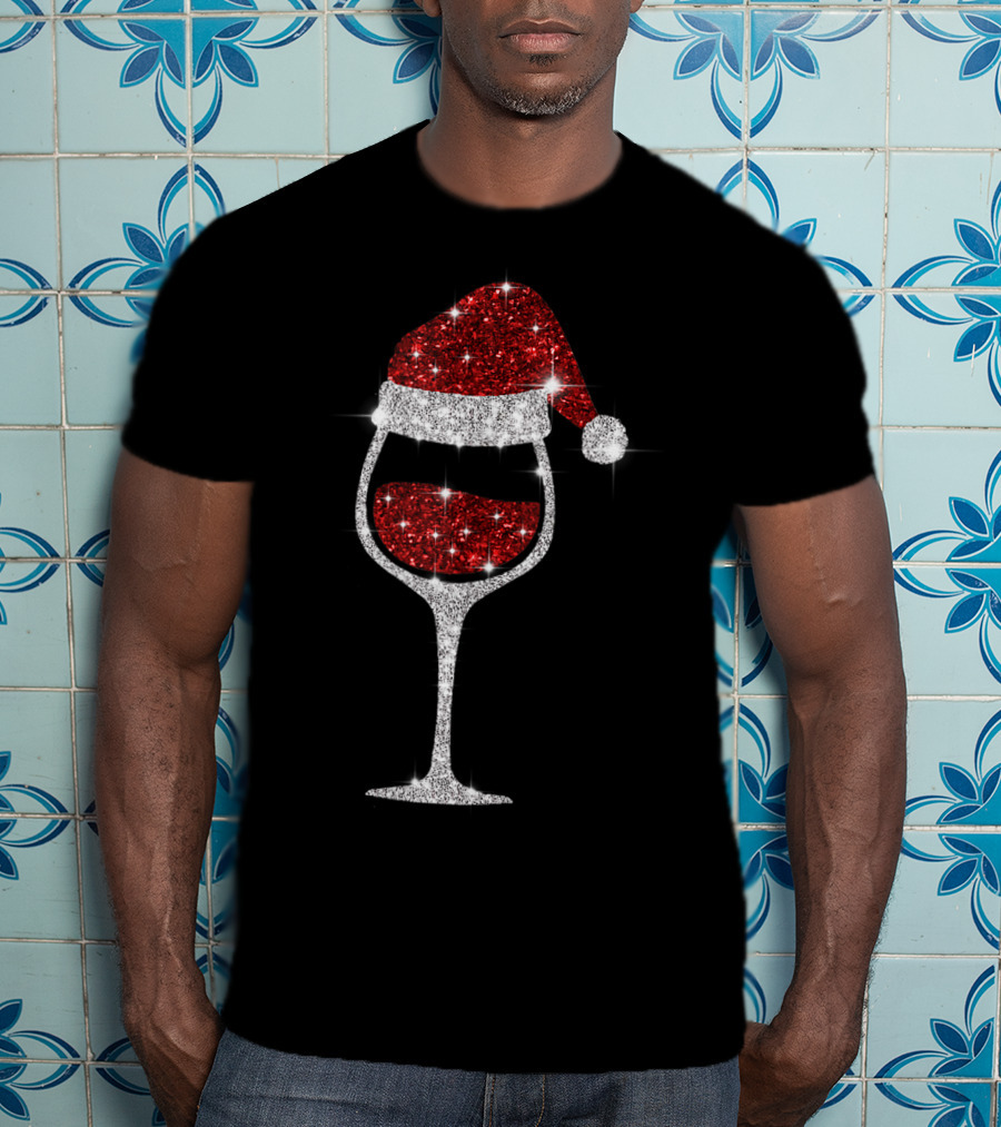Sparkling Wine Glass With Santa Hat Christmas Celebration For Wine Lovers T-Shirt