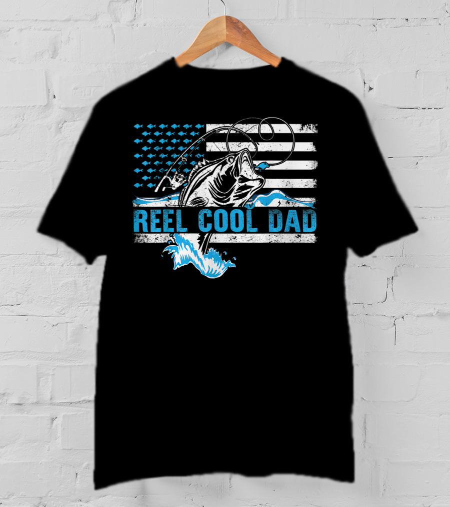 Reel Cool Dad Bass Fishing American Flag T-Shirt