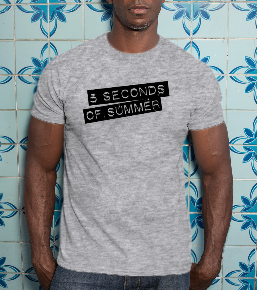 5 Seconds Of Summer Draped Black Text On Grey Background T-Shirt