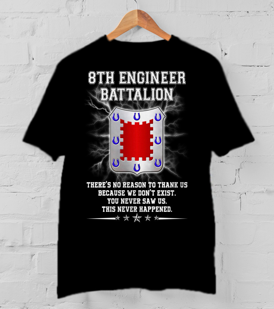 8Th Engineer Battalion Shield And Lightning With Invisible Warriors Motto T-Shirt