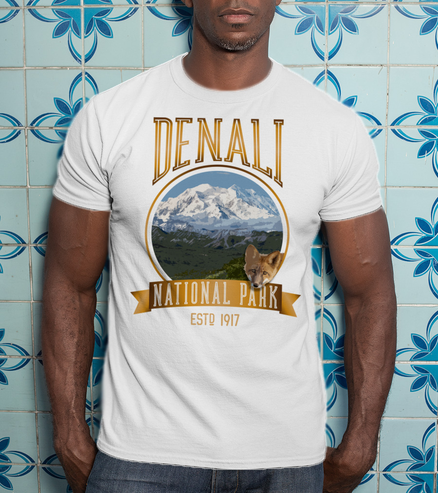 Denali National Park Estd 1917 With Mt. McKinley And Fox T-Shirt