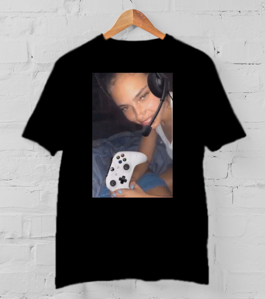 Ash Kaashh Merch Gamer Headset Controller T-Shirt