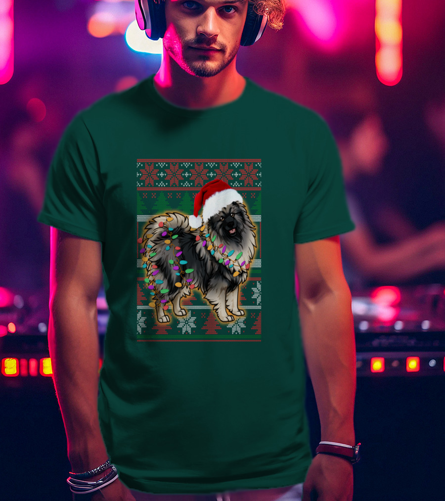 Keeshond Christmas Santa Hat And Lights Festive T-Shirt