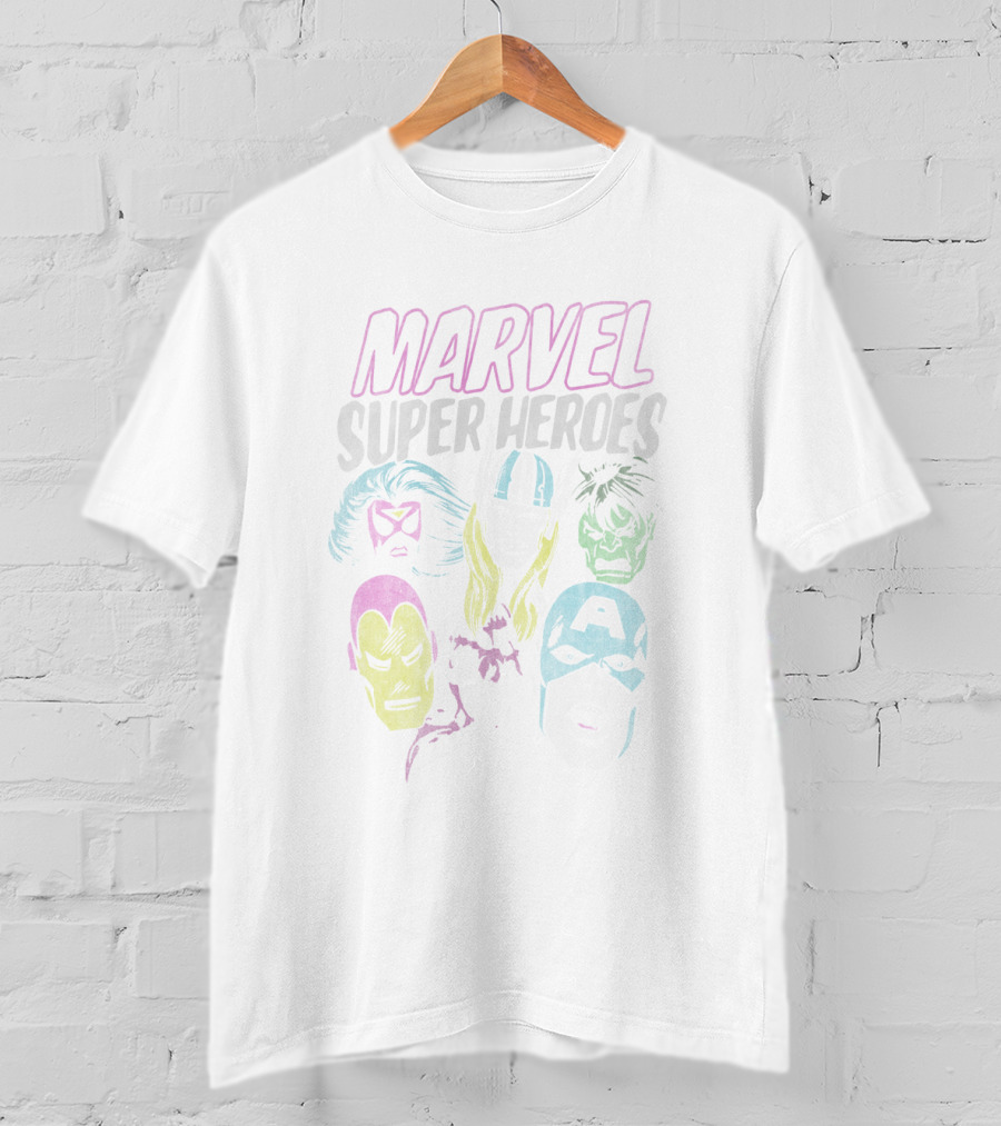 MARVEL SUPER HEROES Group Shot Comic Themed Classic Characters T-Shirt