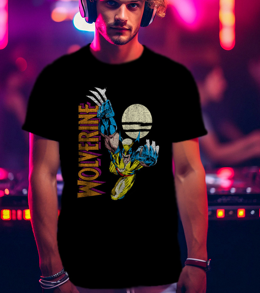 Wolverine Vintage Colorful Claws Action With Moon Marvel X Men Classic T-Shirt