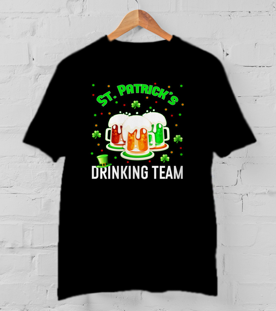 St Patrick's Drinking Team Beers And Shamrocks T-Shirt