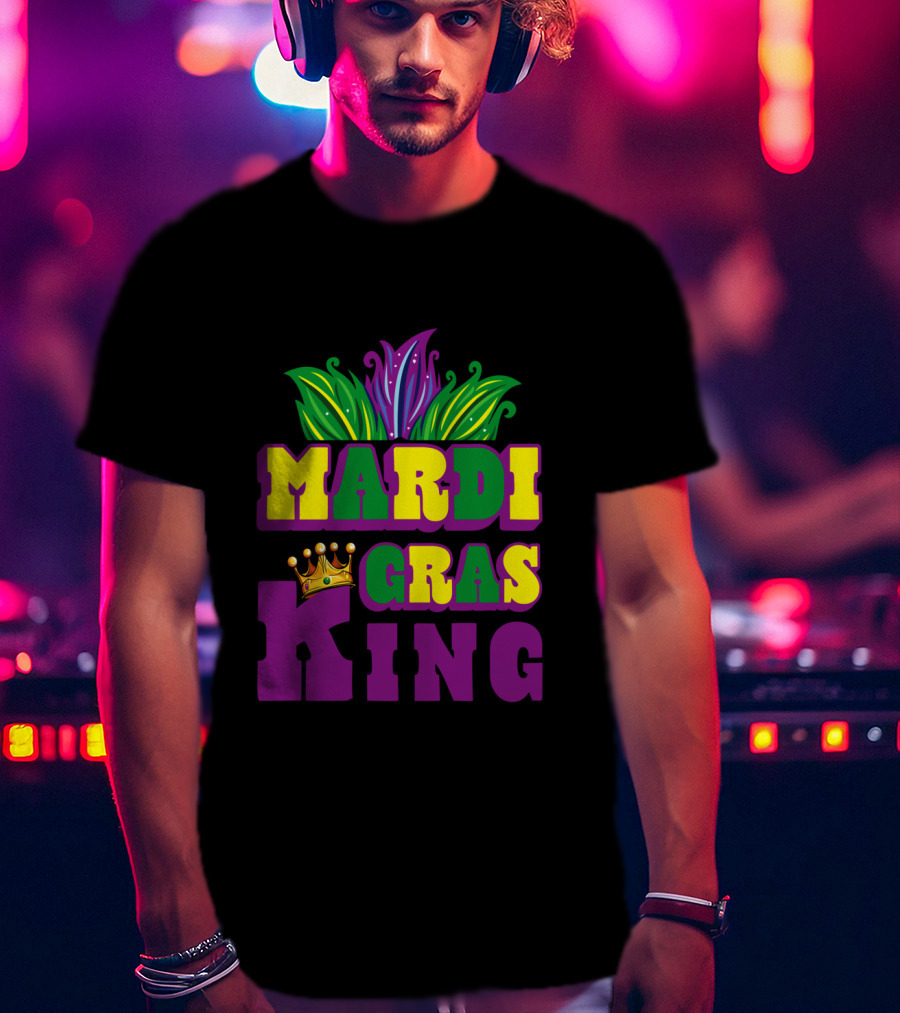 Mardi Gras King Crown With Beads Leaves And Colors T-Shirt