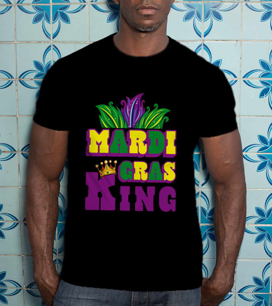 Mardi Gras King Crown With Beads Leaves And Colors T-Shirt
