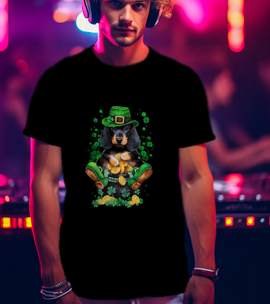 Dachshund Patrick Baby Funny Patrick Leprechaun Hat Shamrocks Pot Of Gold Coins T-Shirt