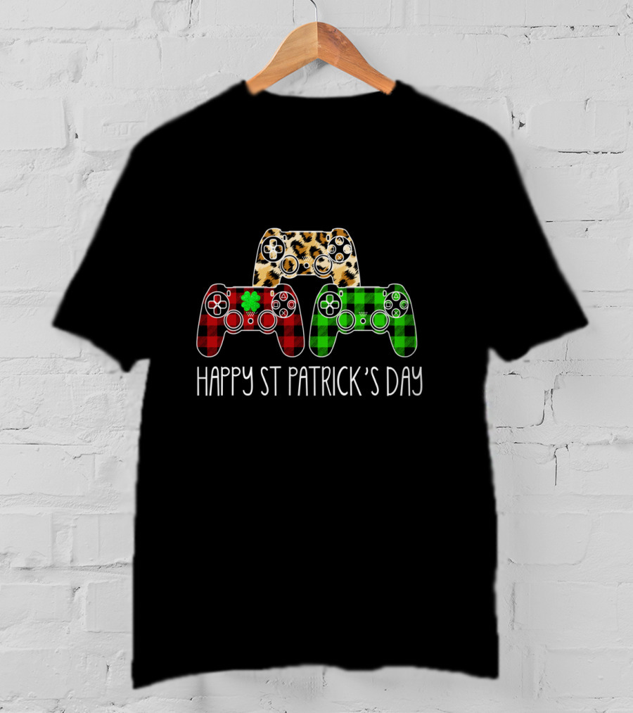 Happy St Patrick's Day Leopard Buffalo Plaid Video Games Gamer T-Shirt