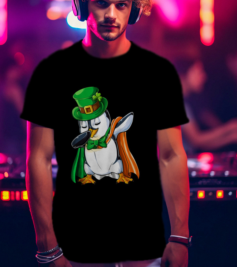 Penguin Dabbing Leprechaun Hat Irish Flag Cape T-Shirt