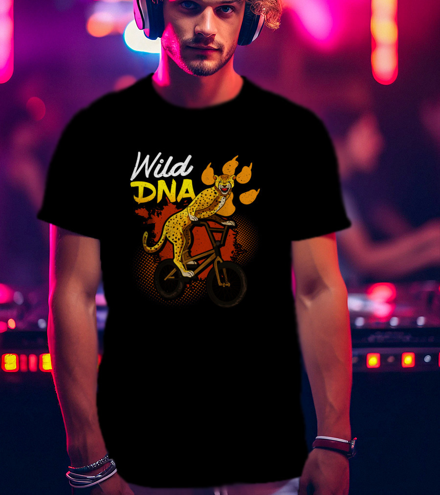 Wild DNA Bicycle Cheetah Biker Wildlife Lover T-Shirt