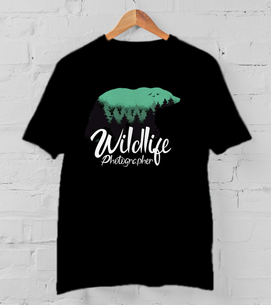 Wildlife Photographer Bear Forest T-Shirt