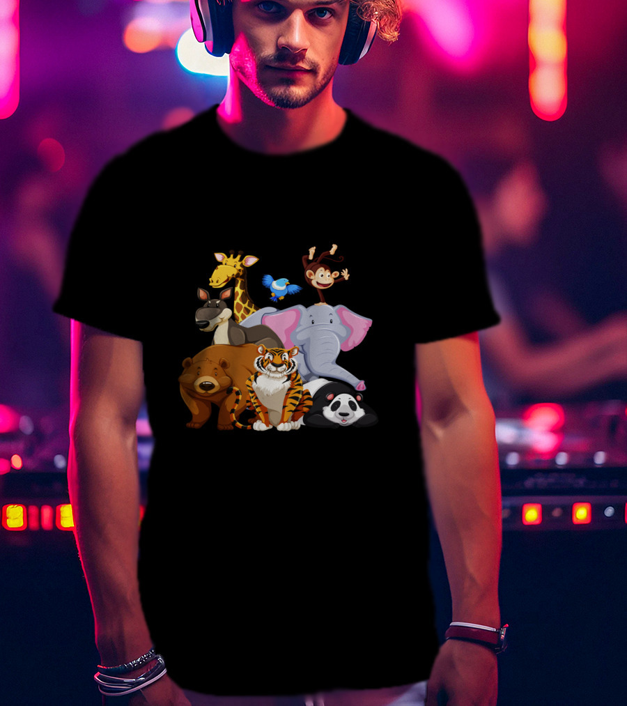 Zoo Animals Day World Wildlife Day Giraffe Elephant Tiger Panda Monkey Bear Kangaroo Bird T-Shirt