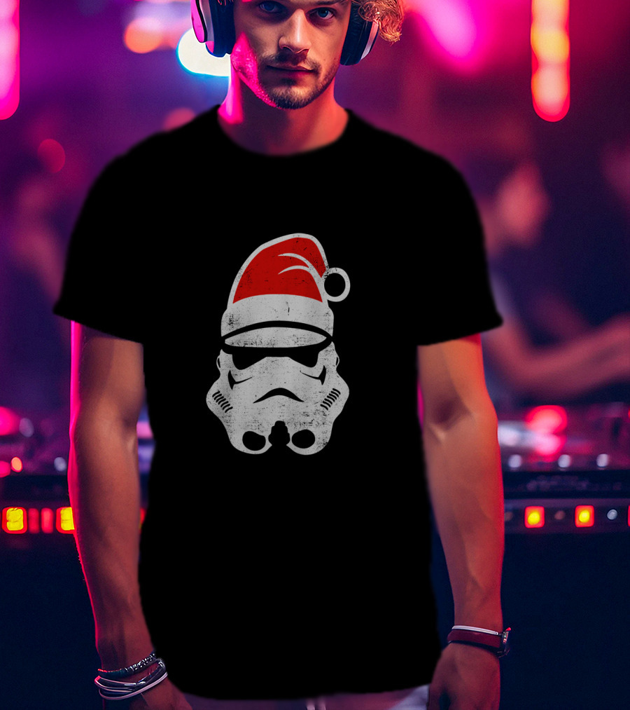 Star Wars Stormtrooper Christmas Santa Hat Holiday T-Shirt