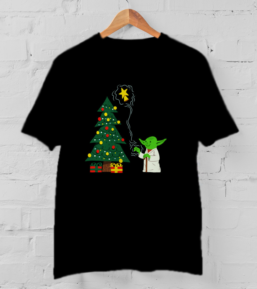 Star Wars Yoda Uses Force To Decorate Christmas Tree With Star T-Shirt